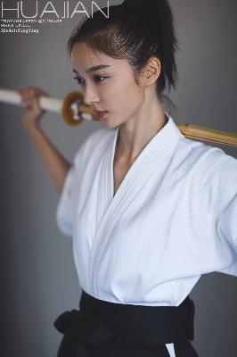 惊！我女朋友的母亲ID中字，背后竟藏着这些秘密？